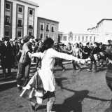 Ragazzi e ragazze si ritrovarono inoltre a passare pi� tempo insieme, condividendo valori, esperienze e divertimenti